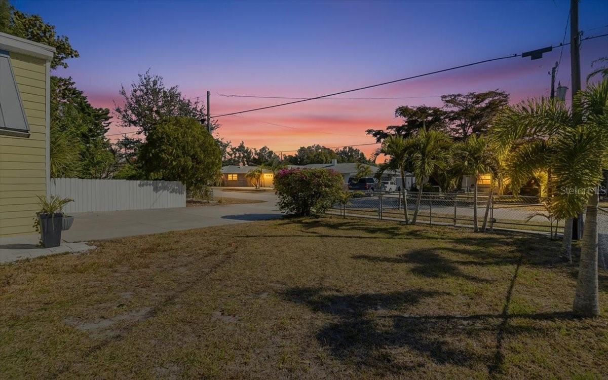 Image 49 of 51 For 305 Conrad Avenue