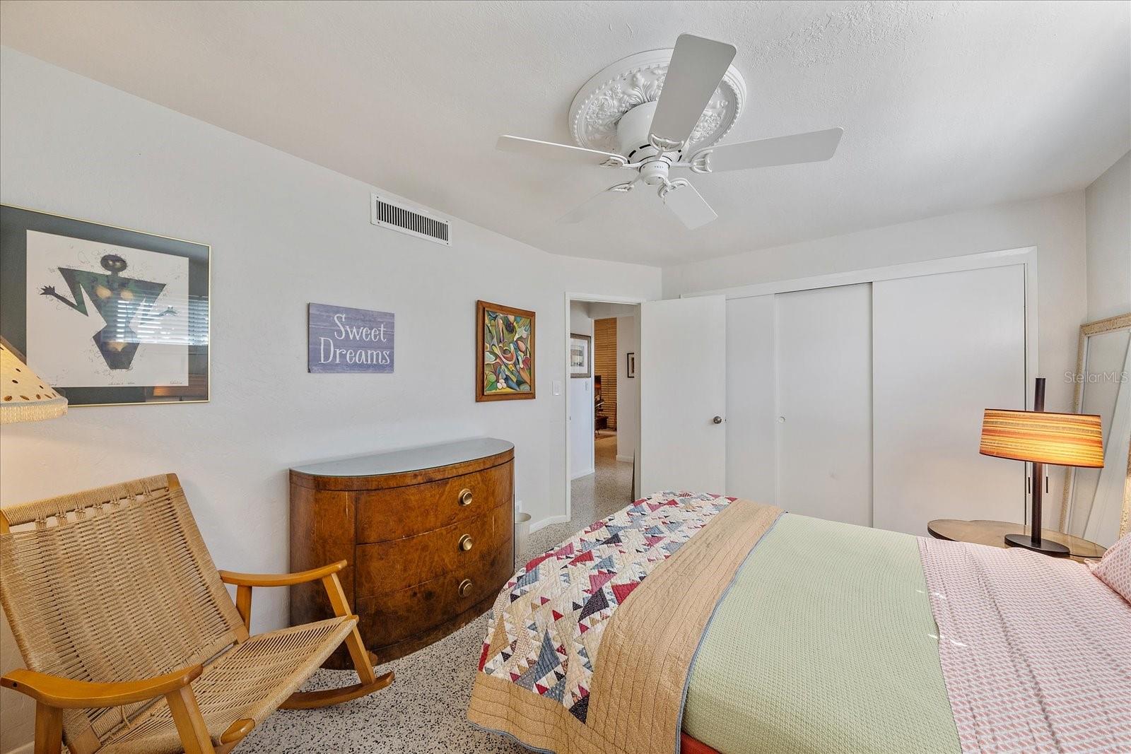 Image 25 of 35 For 2715 Valencia Drive