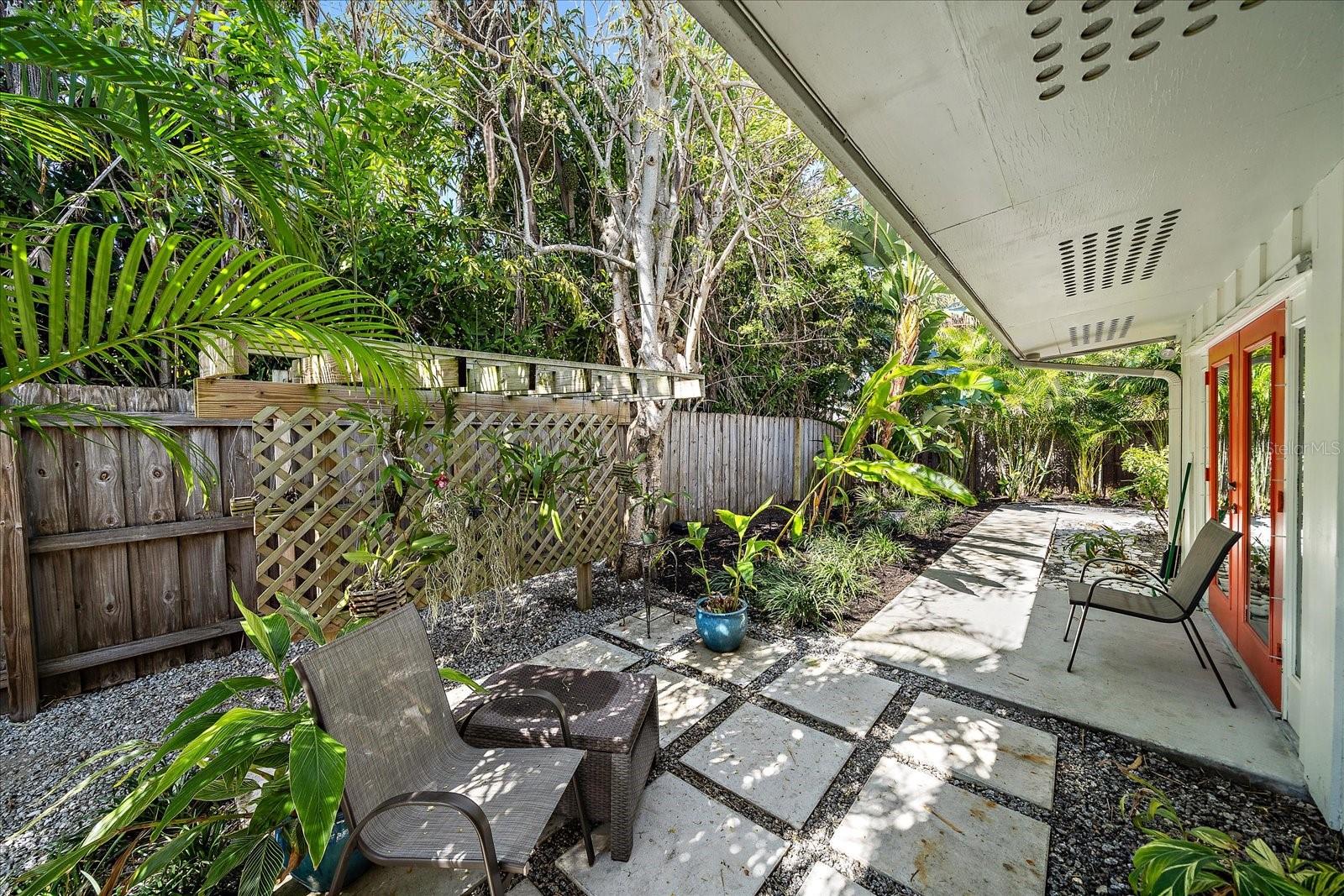 Image 33 of 35 For 2715 Valencia Drive