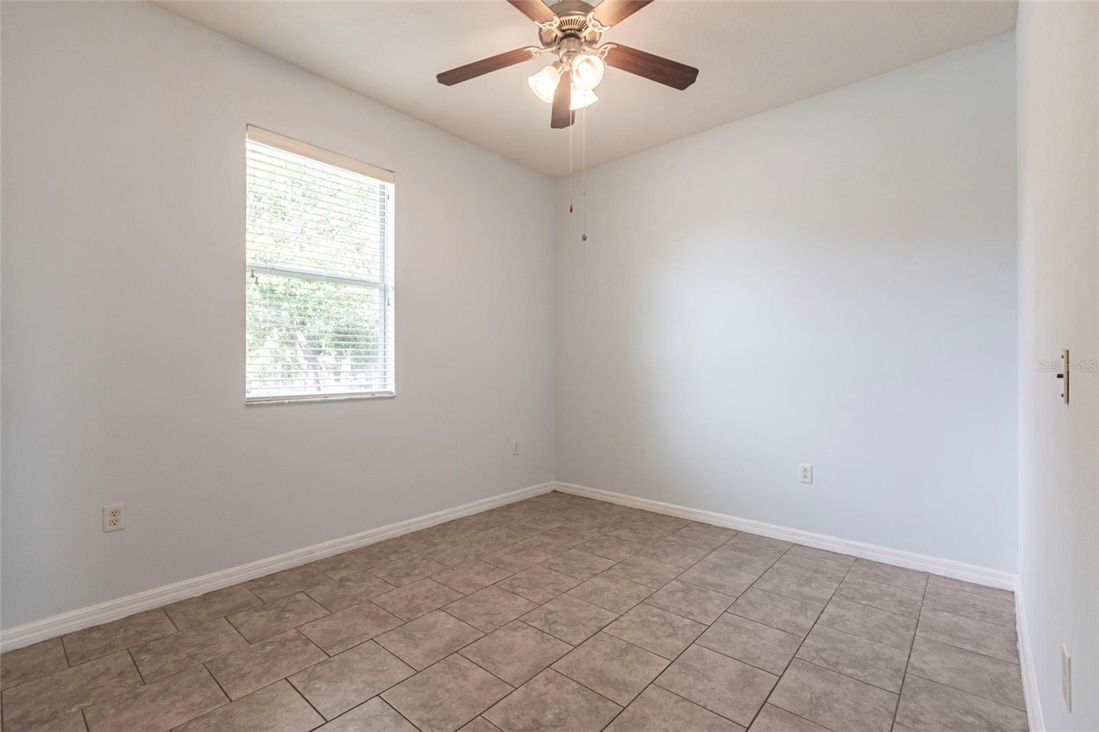 Image 21 of 35 For 7318 61st Street E