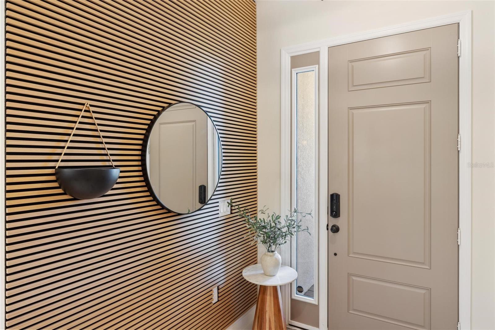 Image 3 of 91 For 12492 Davie Court