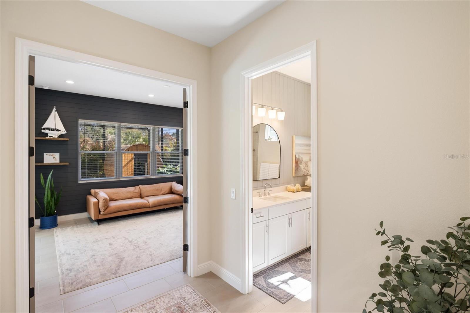 Image 32 of 91 For 12492 Davie Court