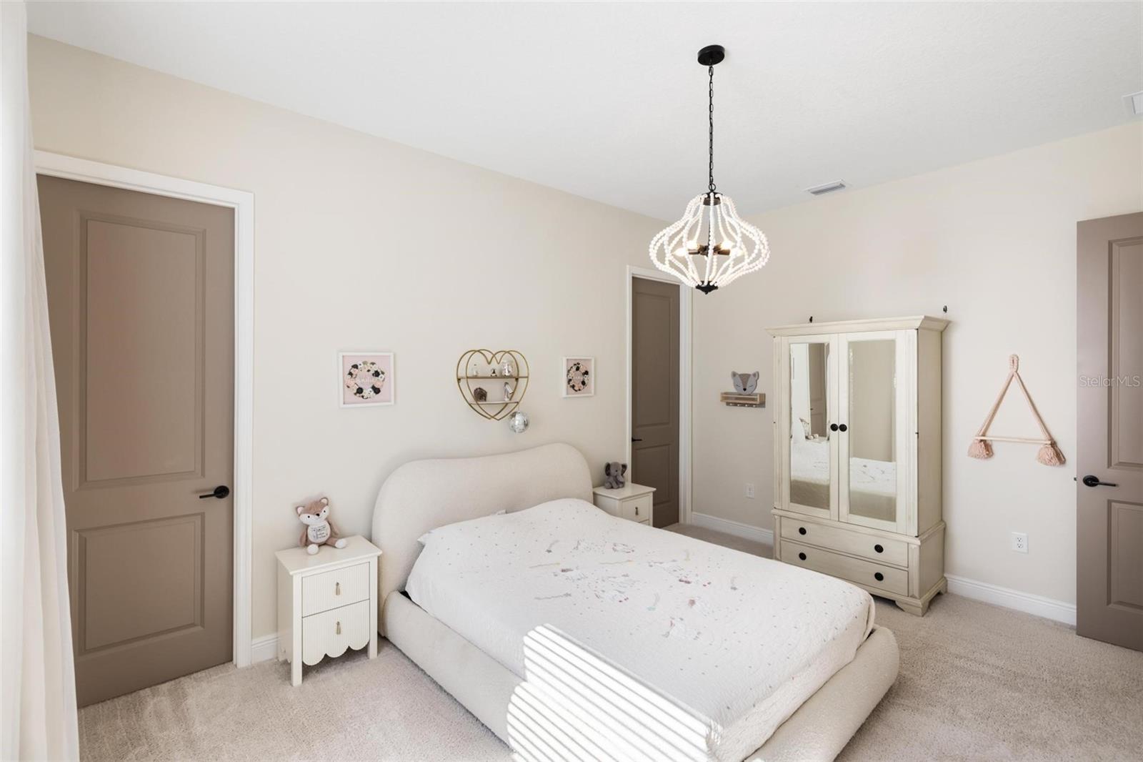 Image 40 of 91 For 12492 Davie Court