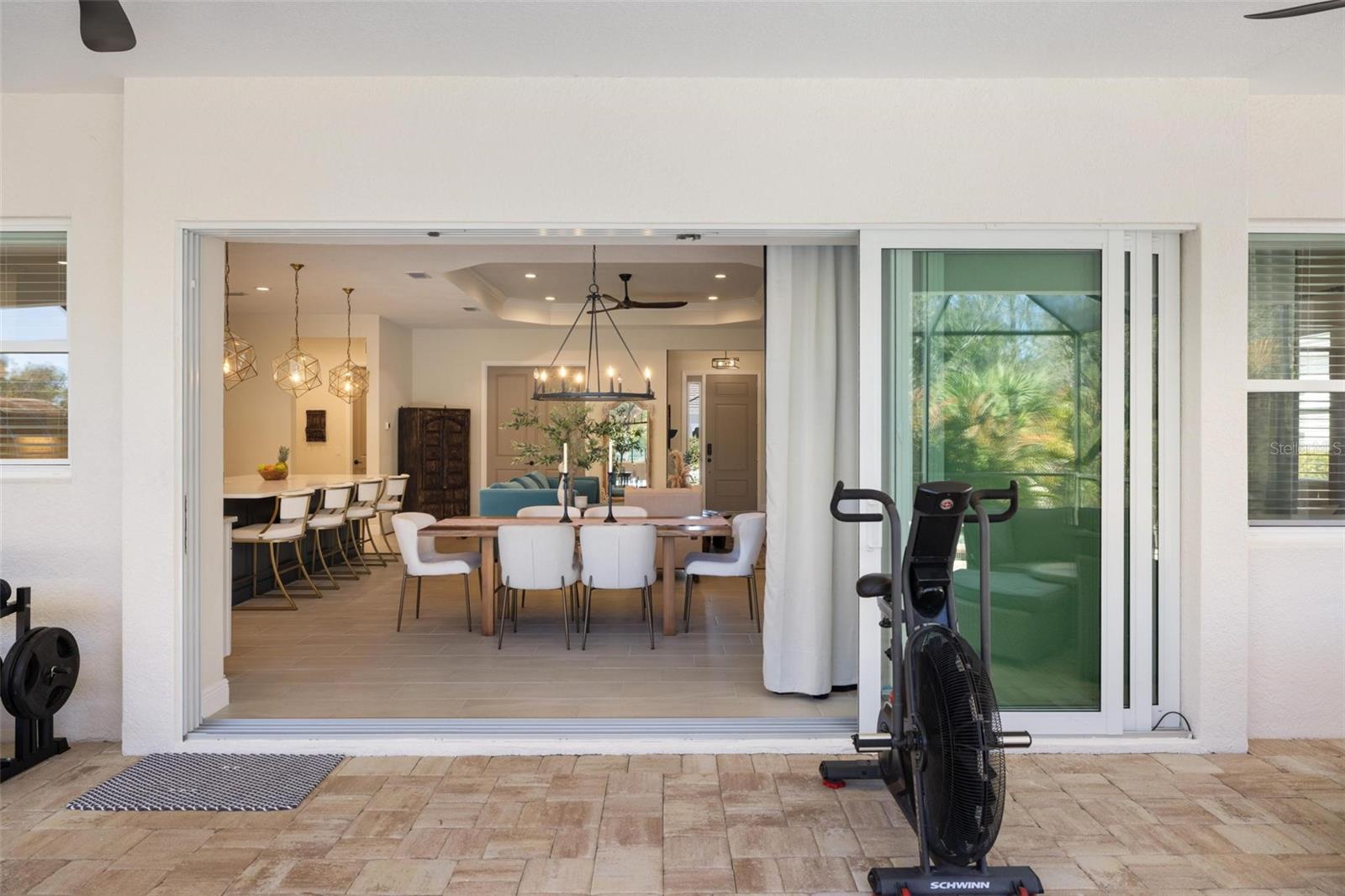 Image 48 of 91 For 12492 Davie Court