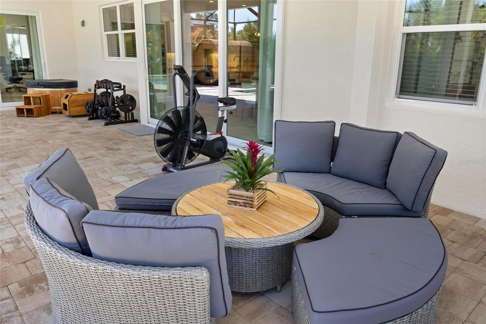 Image 50 of 91 For 12492 Davie Court