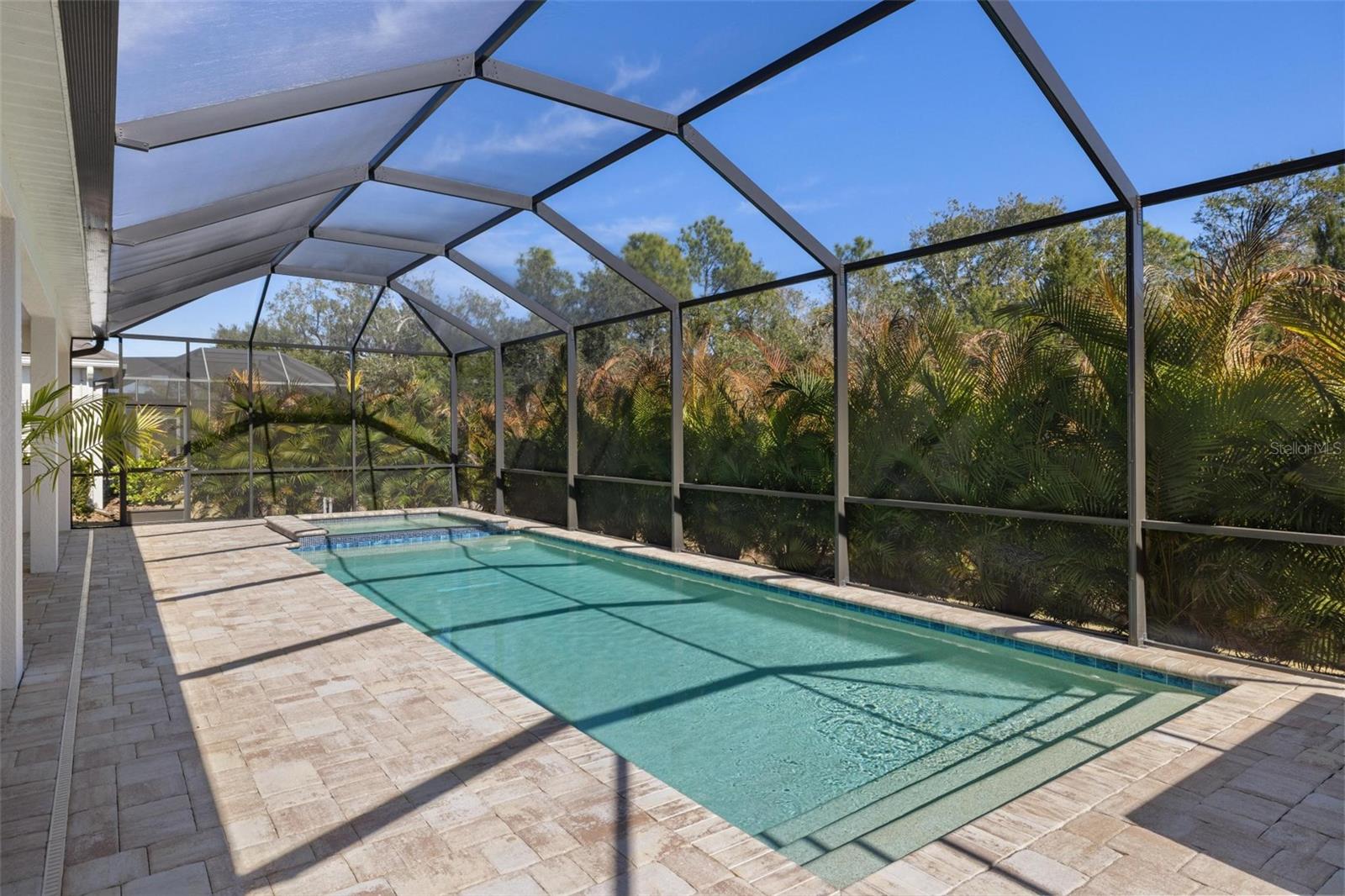 Image 52 of 91 For 12492 Davie Court