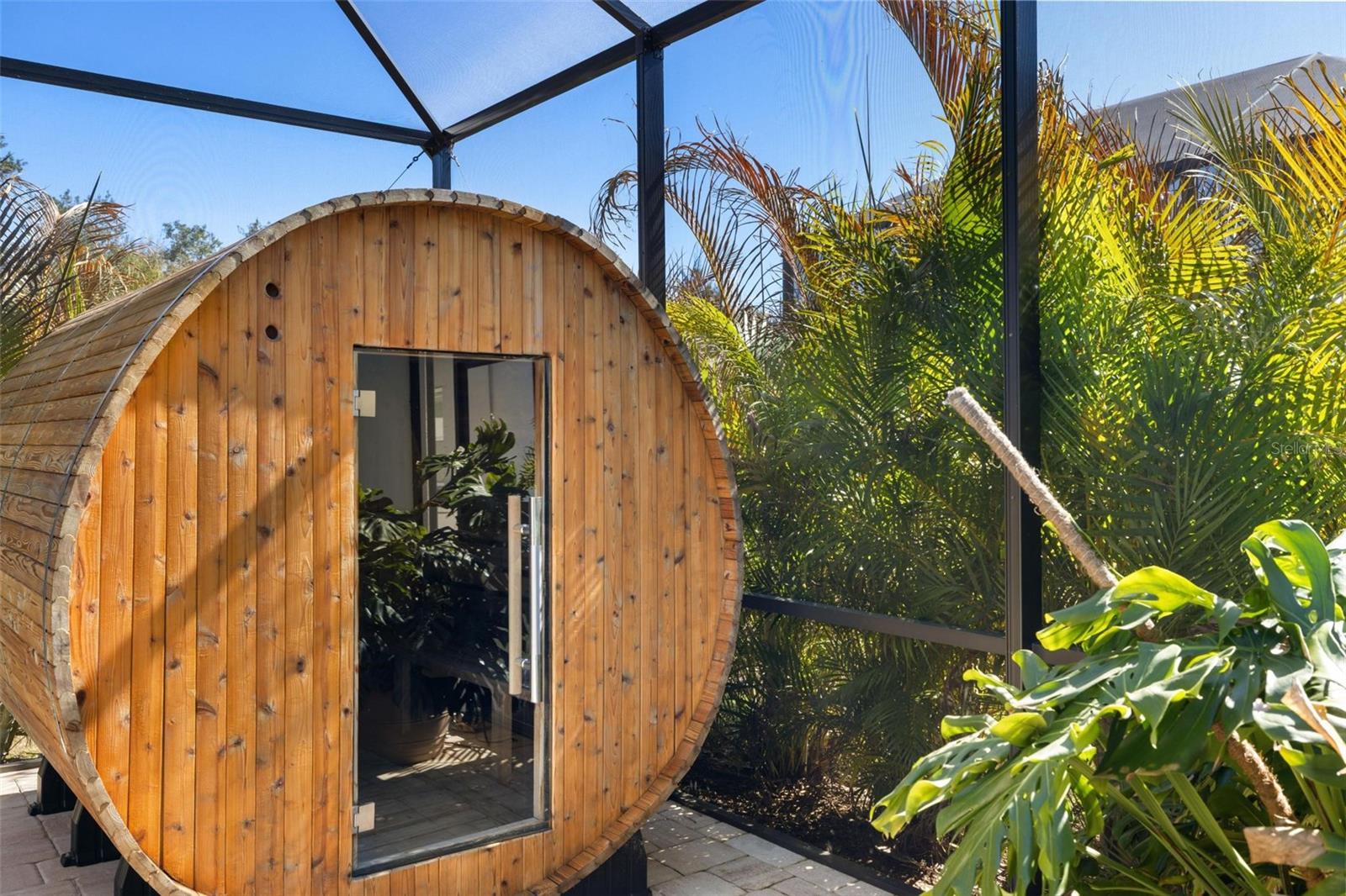 Image 54 of 91 For 12492 Davie Court