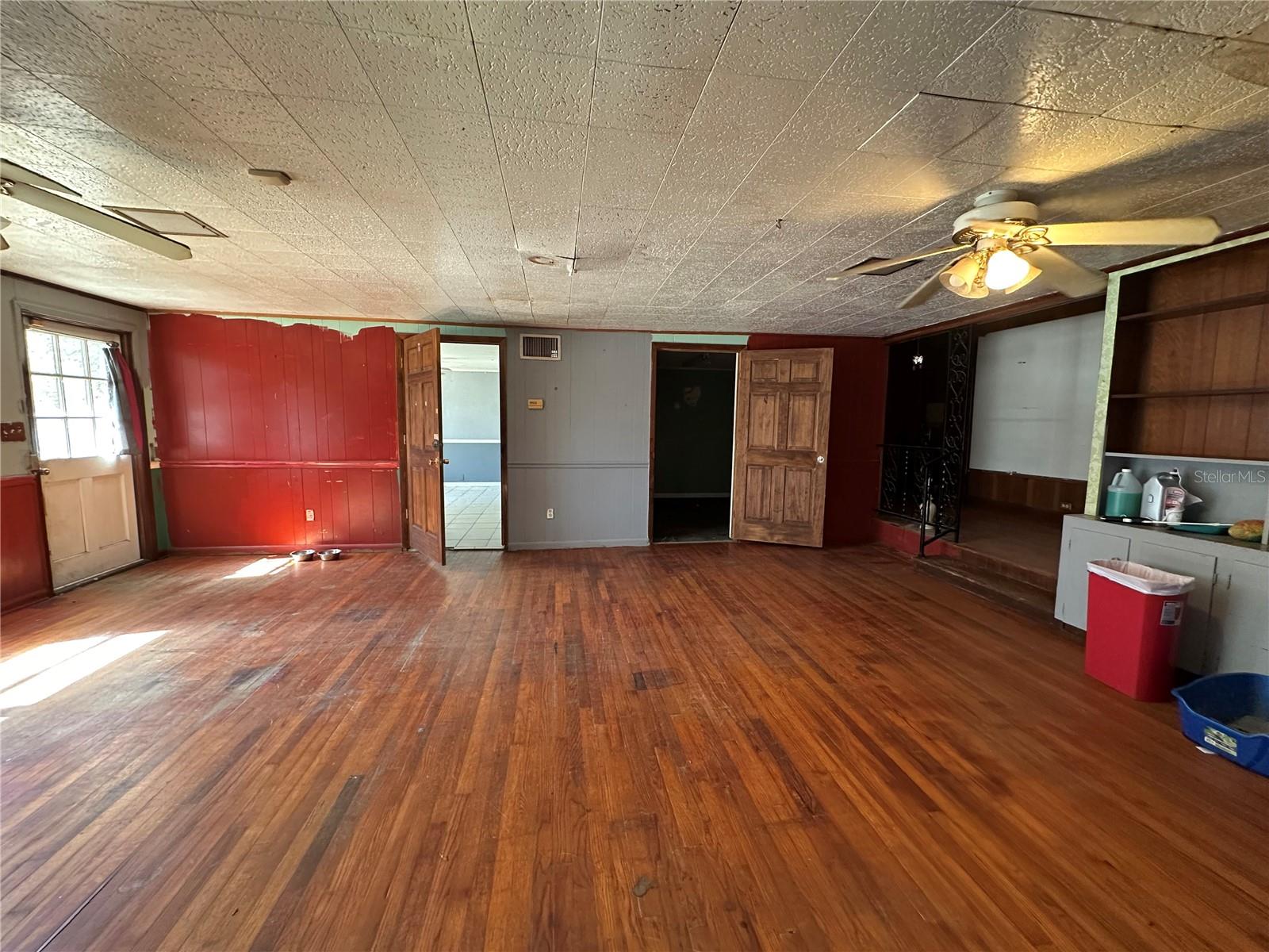 Image 32 of 46 For 513 Main Street