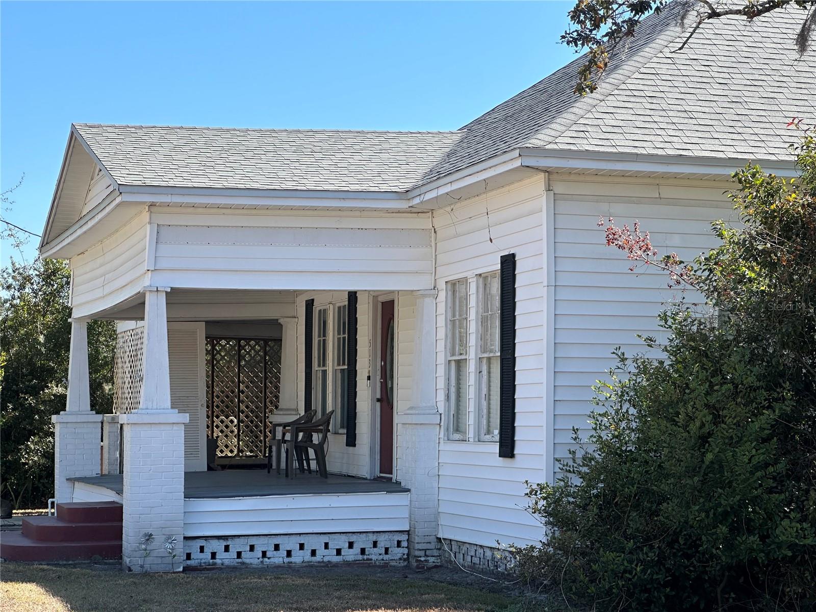 Image 5 of 46 For 513 Main Street