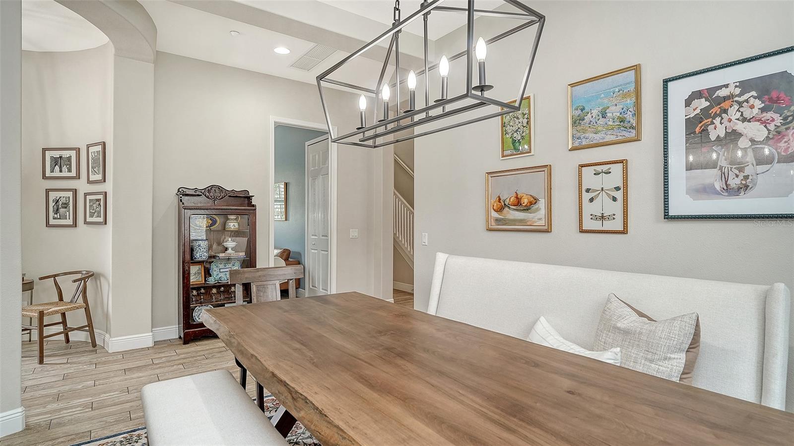 Image 16 of 52 For 4209 5th Avenue Ne