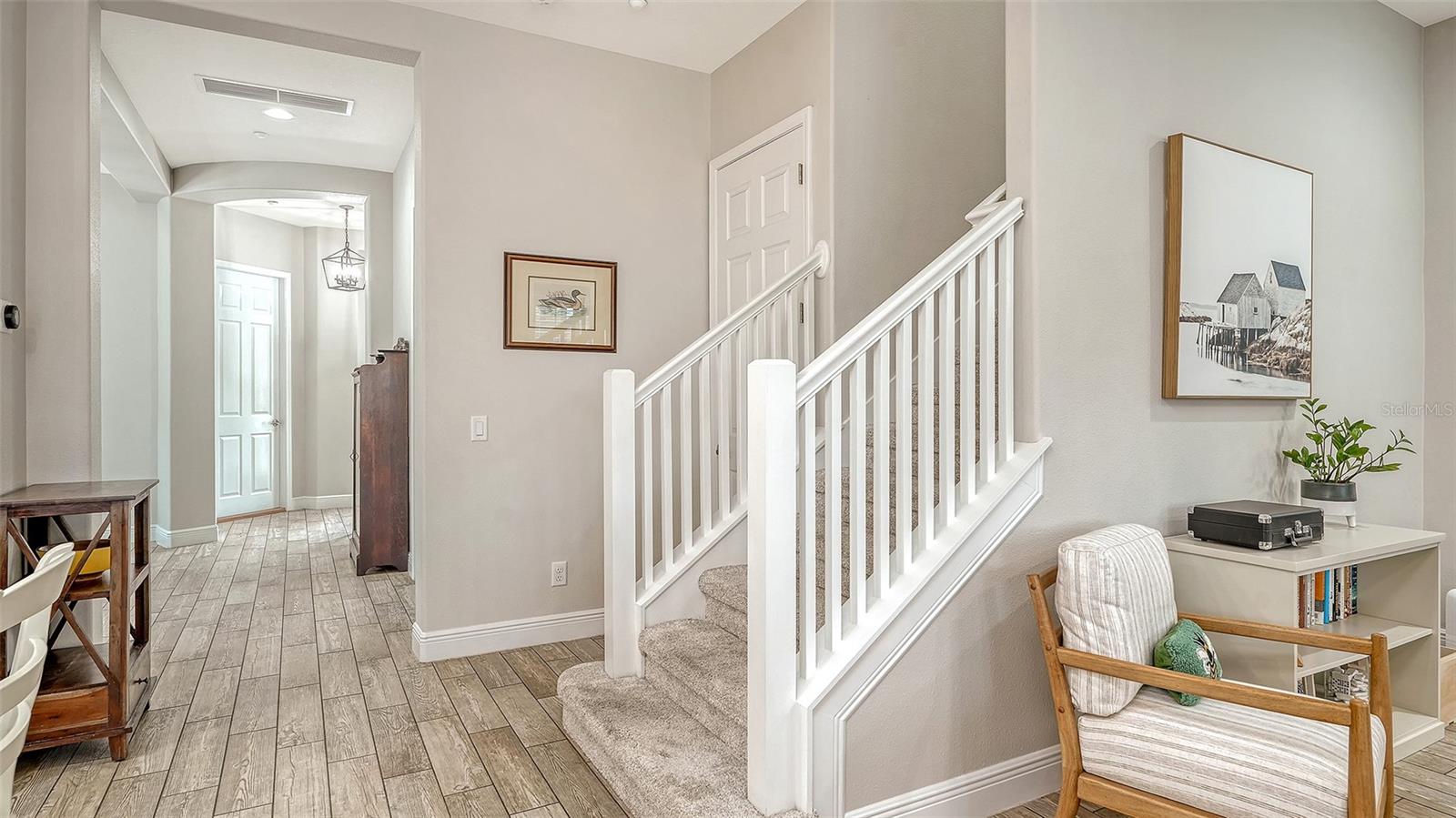 Image 18 of 52 For 4209 5th Avenue Ne