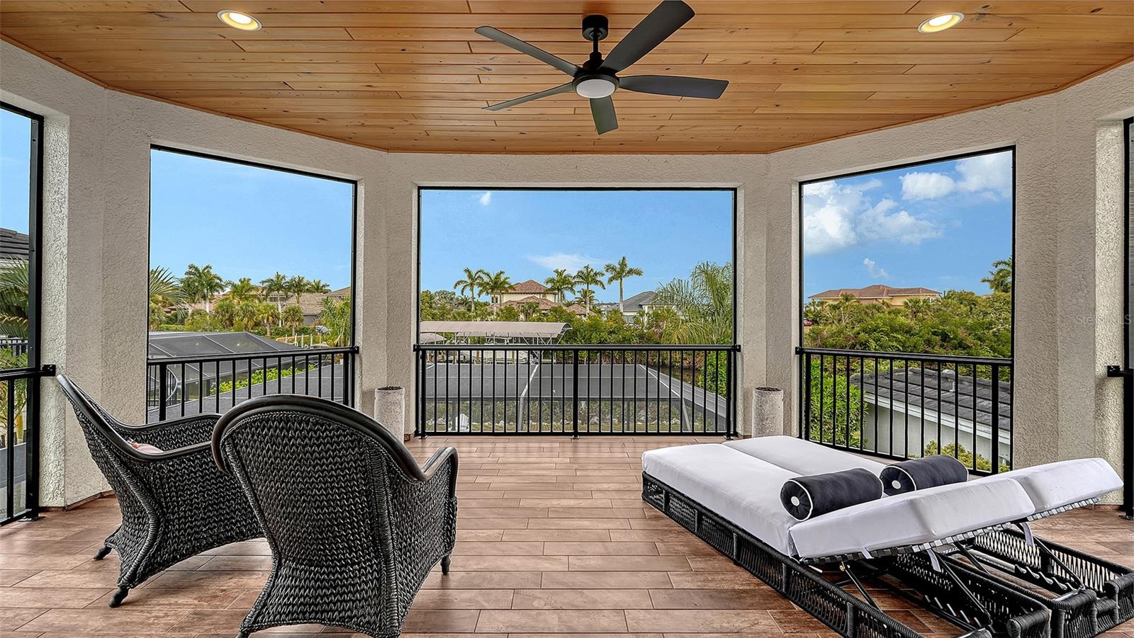 Image 21 of 52 For 4209 5th Avenue Ne