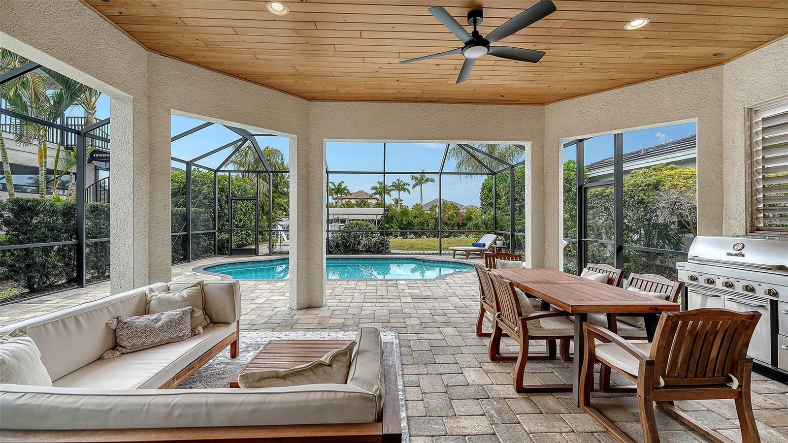 Image 36 of 52 For 4209 5th Avenue Ne