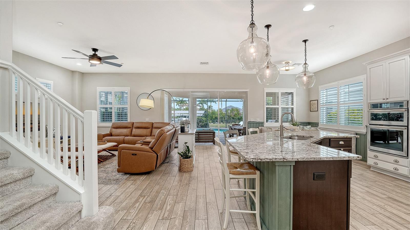 Image 6 of 52 For 4209 5th Avenue Ne