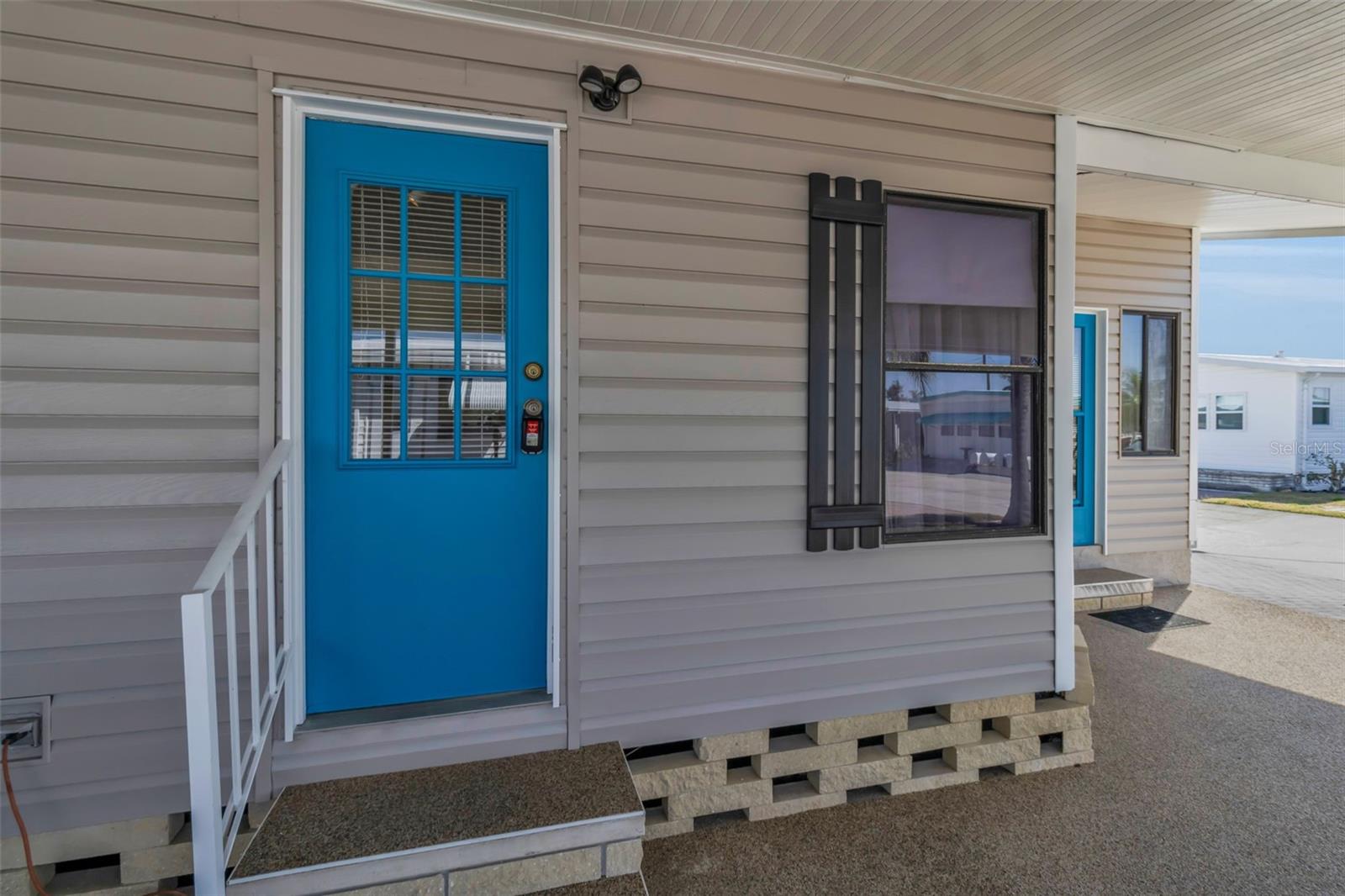 Image 33 of 69 For 10315 Cortez Road W 26j