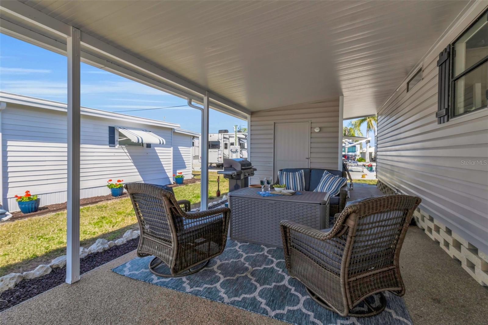 Image 34 of 69 For 10315 Cortez Road W 26j