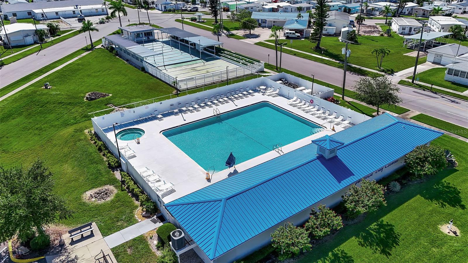 Image 59 of 69 For 10315 Cortez Road W 26j