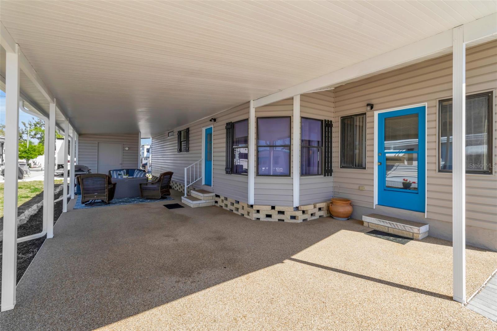 Image 9 of 69 For 10315 Cortez Road W 26j