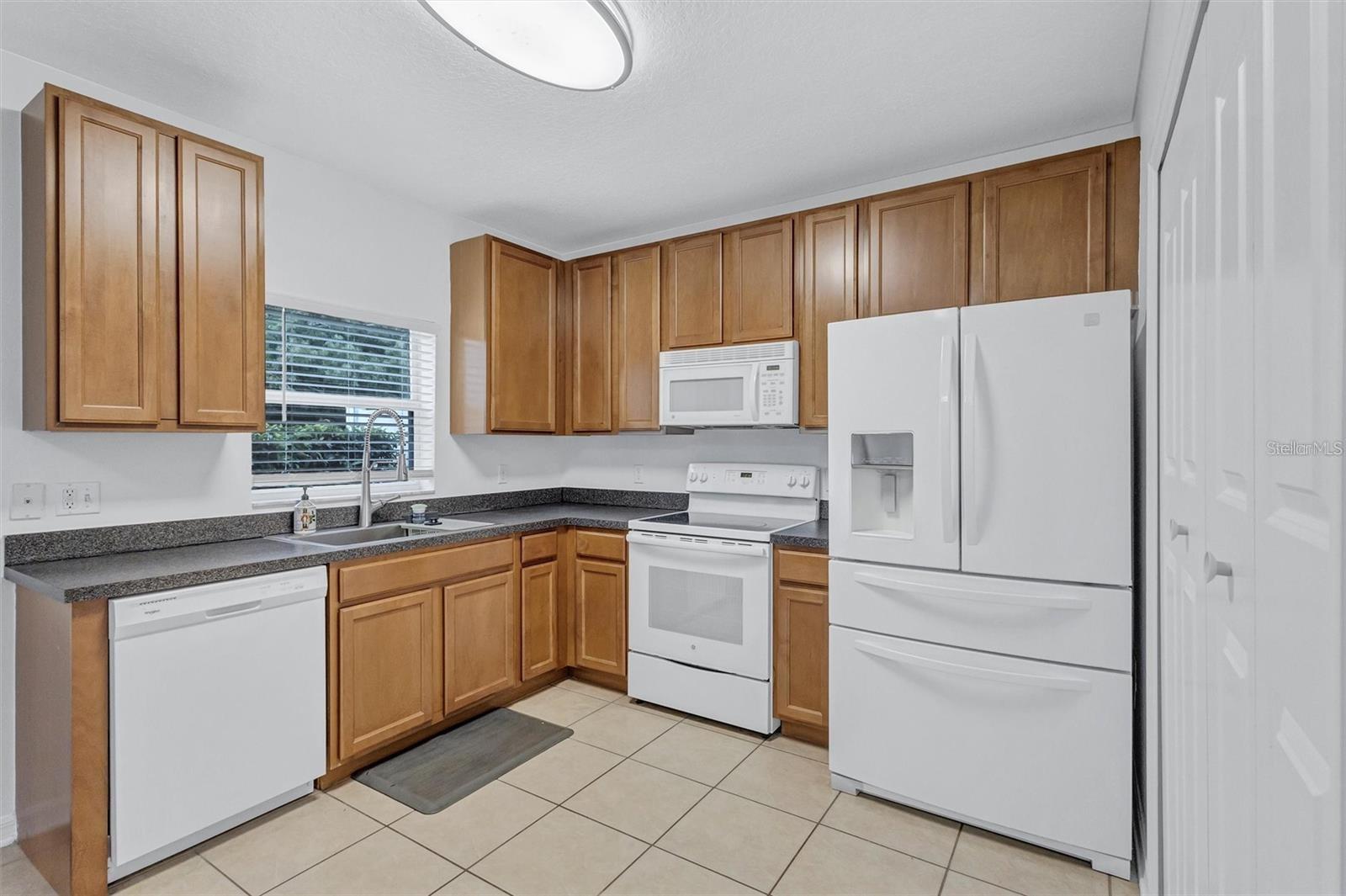 Image 2 of 29 For 14952 Amberjack Terrace