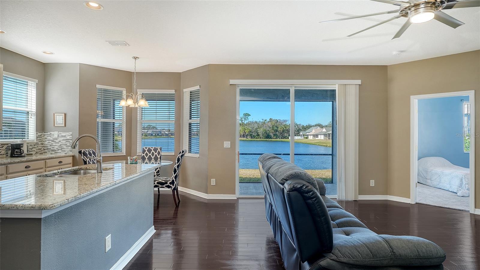 Image 16 of 52 For 5914 53rd Lane E