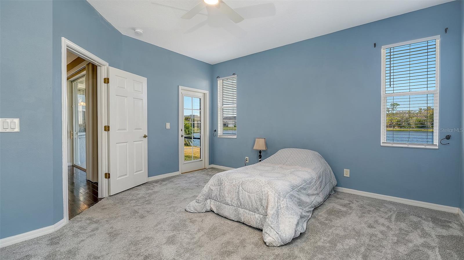 Image 20 of 52 For 5914 53rd Lane E