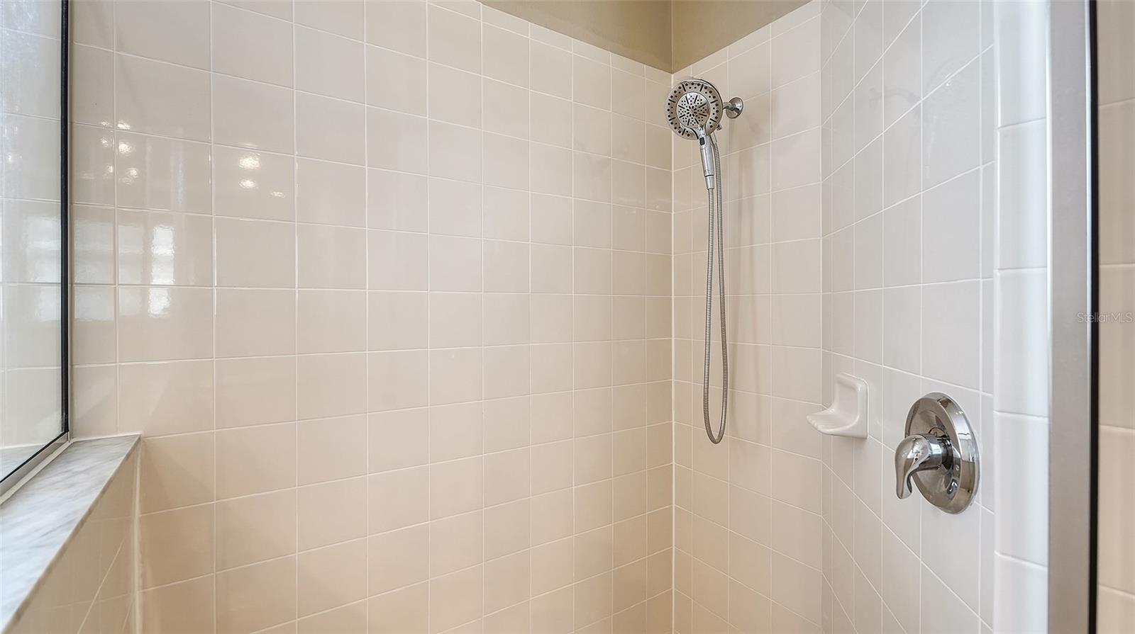 Image 24 of 52 For 5914 53rd Lane E