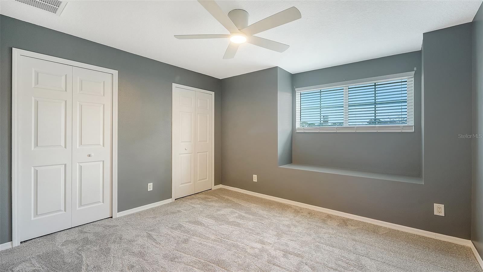 Image 32 of 52 For 5914 53rd Lane E