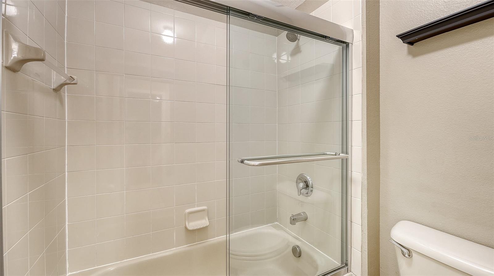 Image 35 of 52 For 5914 53rd Lane E