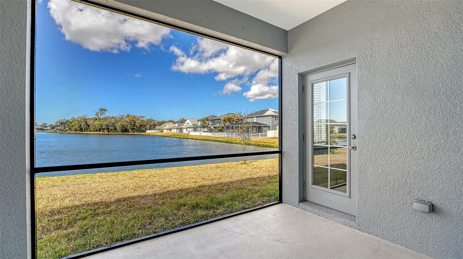 Image 39 of 52 For 5914 53rd Lane E