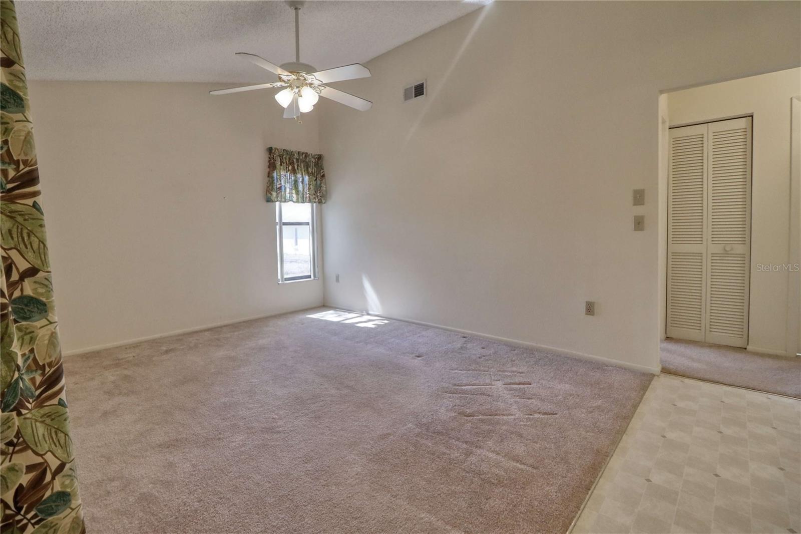 Image 10 of 43 For 7328 Flyway Drive