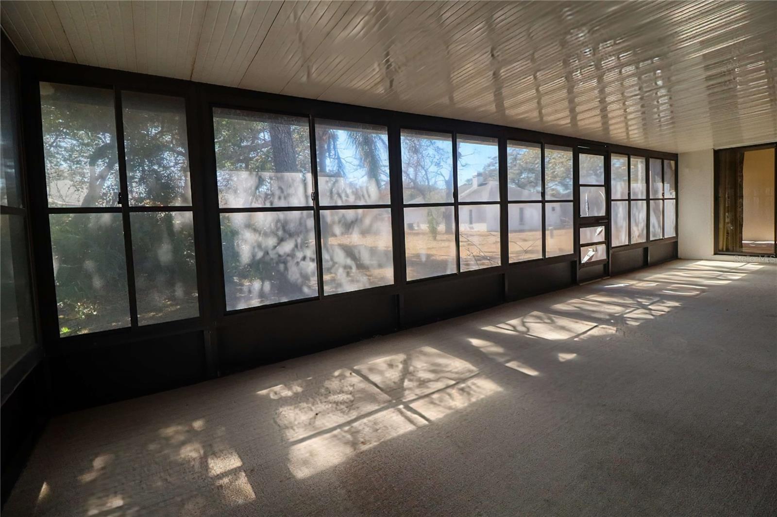 Image 38 of 43 For 7328 Flyway Drive