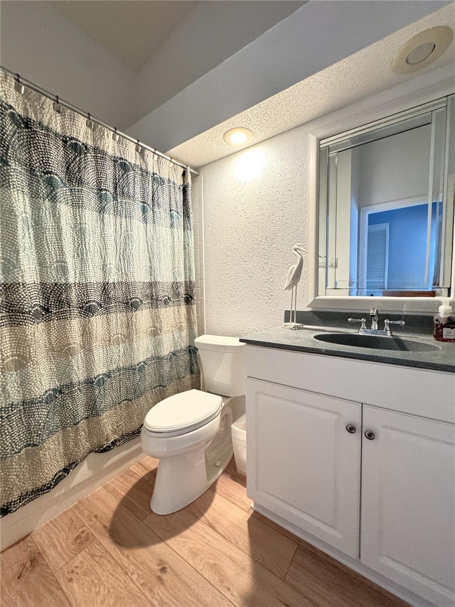 Image 20 of 40 For 1304 Perico Point Circle