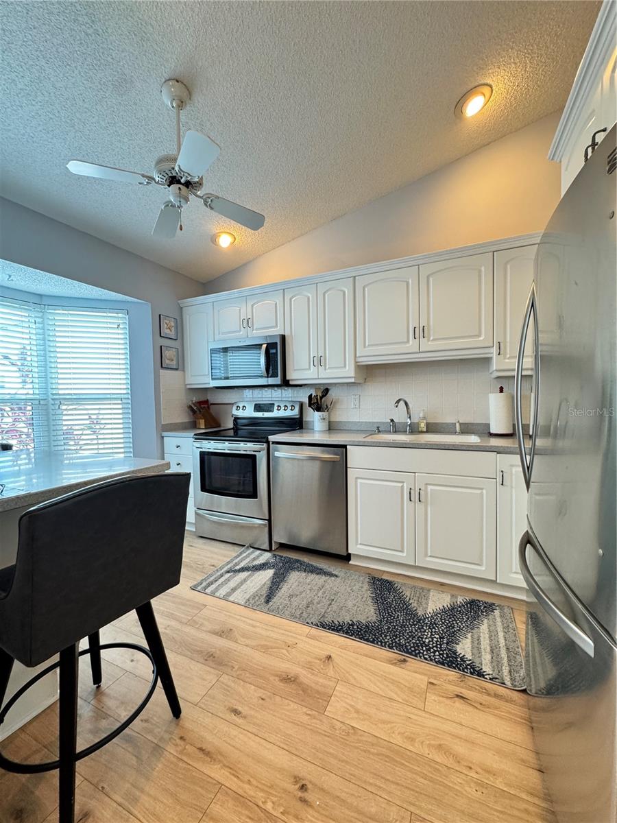 Image 4 of 40 For 1304 Perico Point Circle