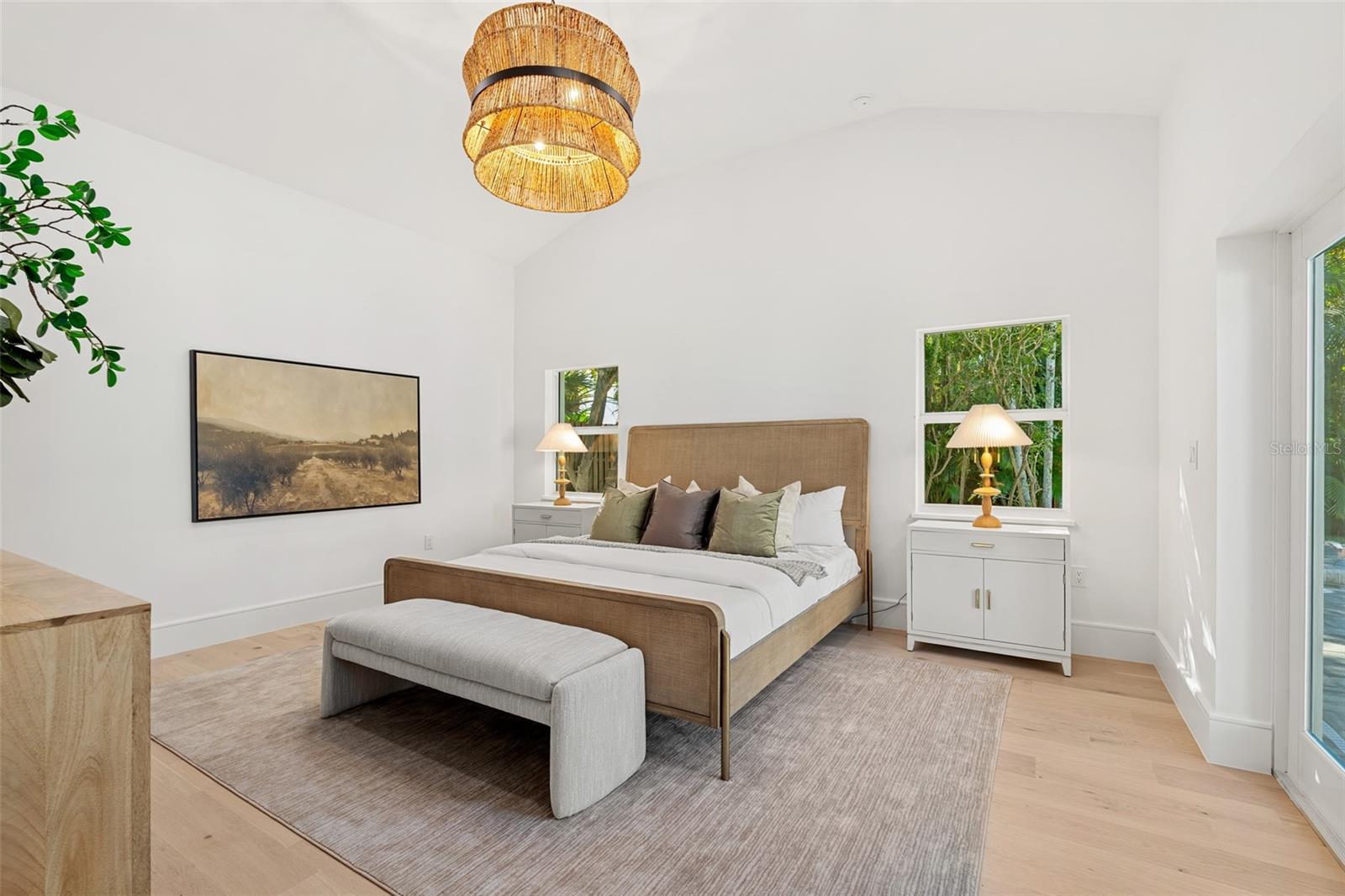 Image 12 of 39 For 1834 Bougainvillea Street