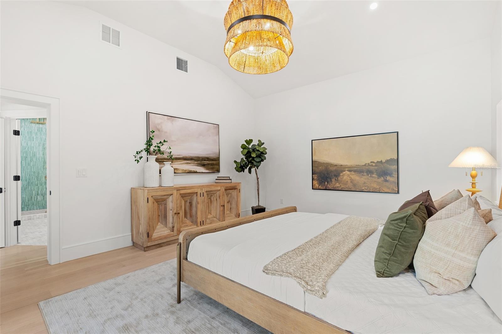 Image 14 of 39 For 1834 Bougainvillea Street