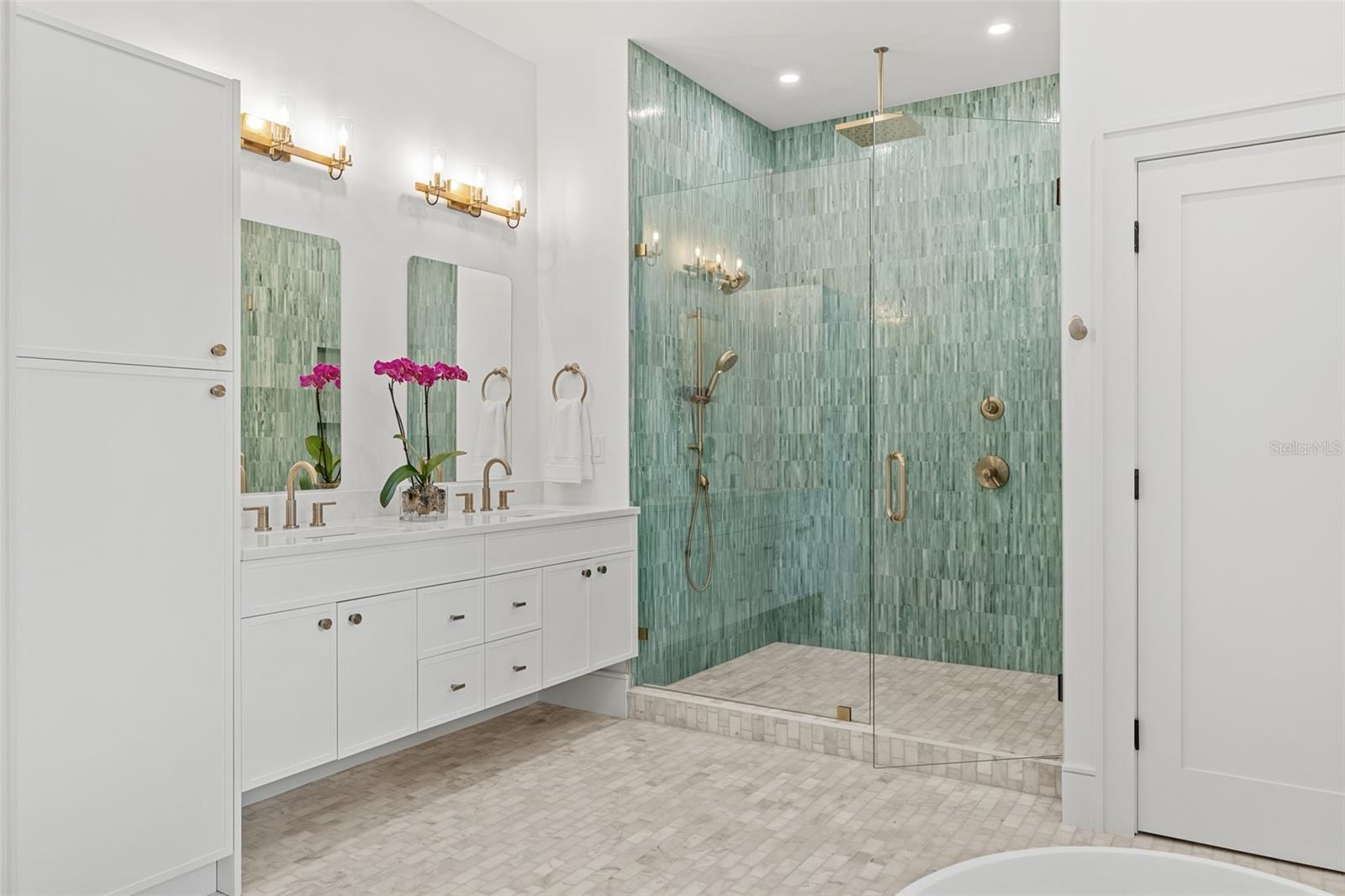 Image 15 of 39 For 1834 Bougainvillea Street