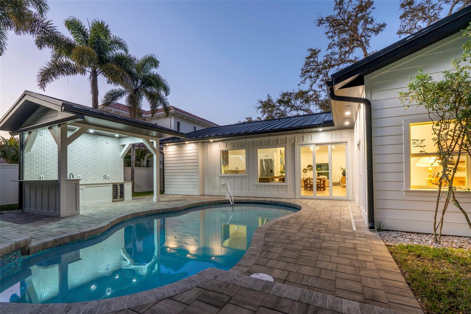 Image 28 of 39 For 1834 Bougainvillea Street