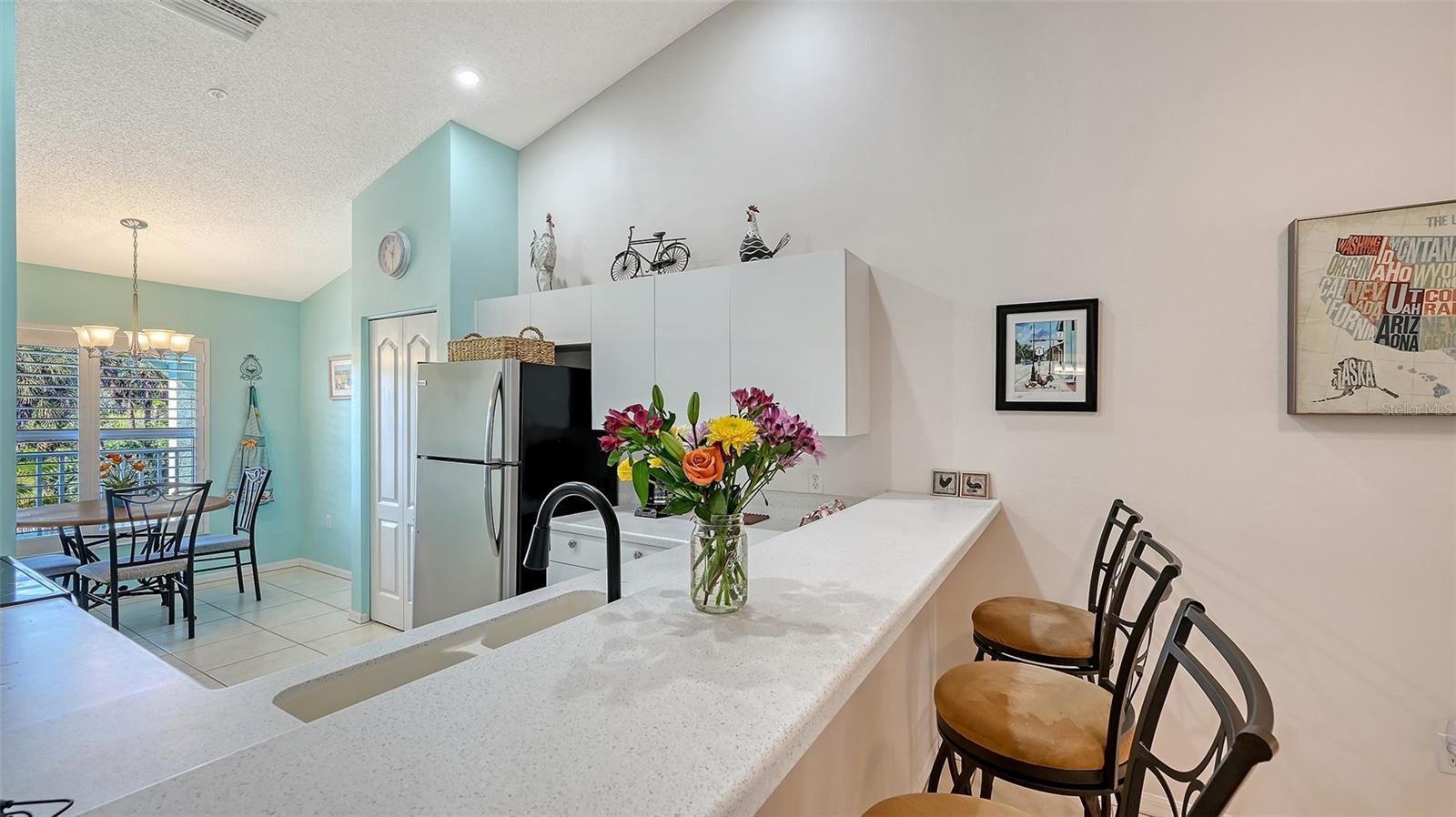 Image 13 of 45 For 4655 Tower Hill Lane 2422