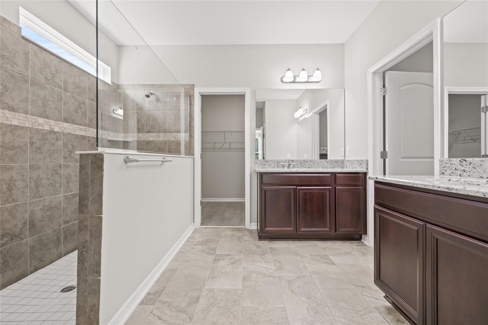 Image 28 of 49 For 12556 Ryegrass Loop