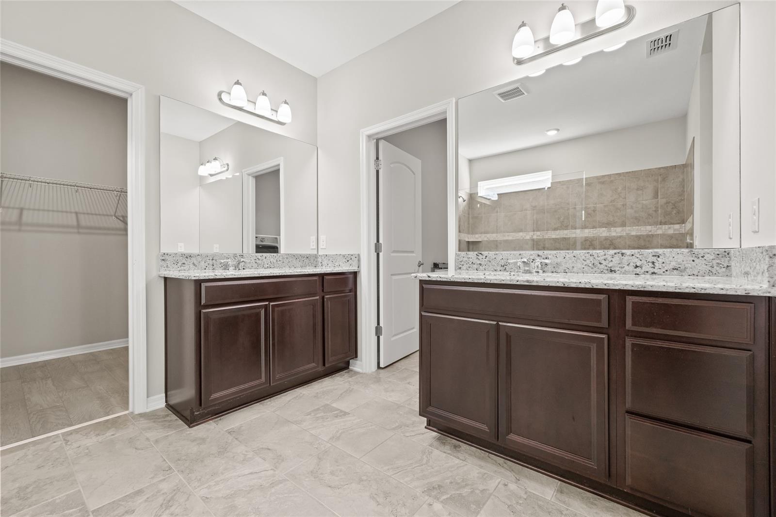 Image 30 of 49 For 12556 Ryegrass Loop