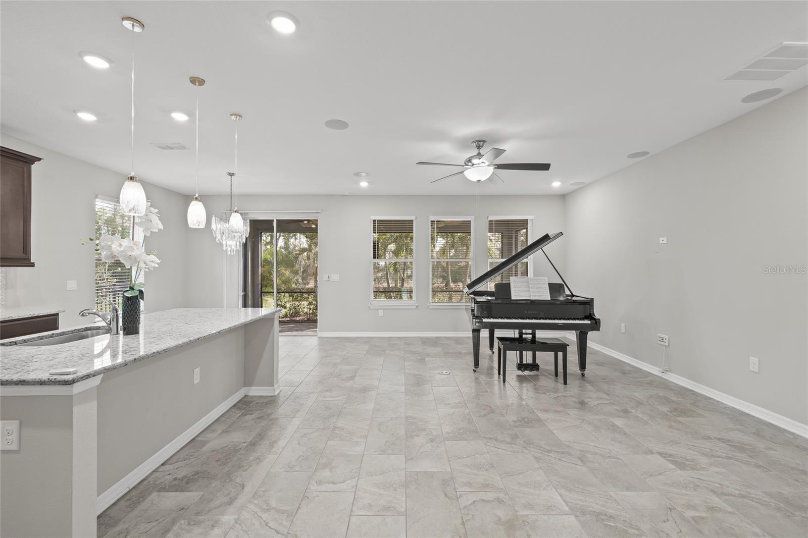 Image 8 of 49 For 12556 Ryegrass Loop