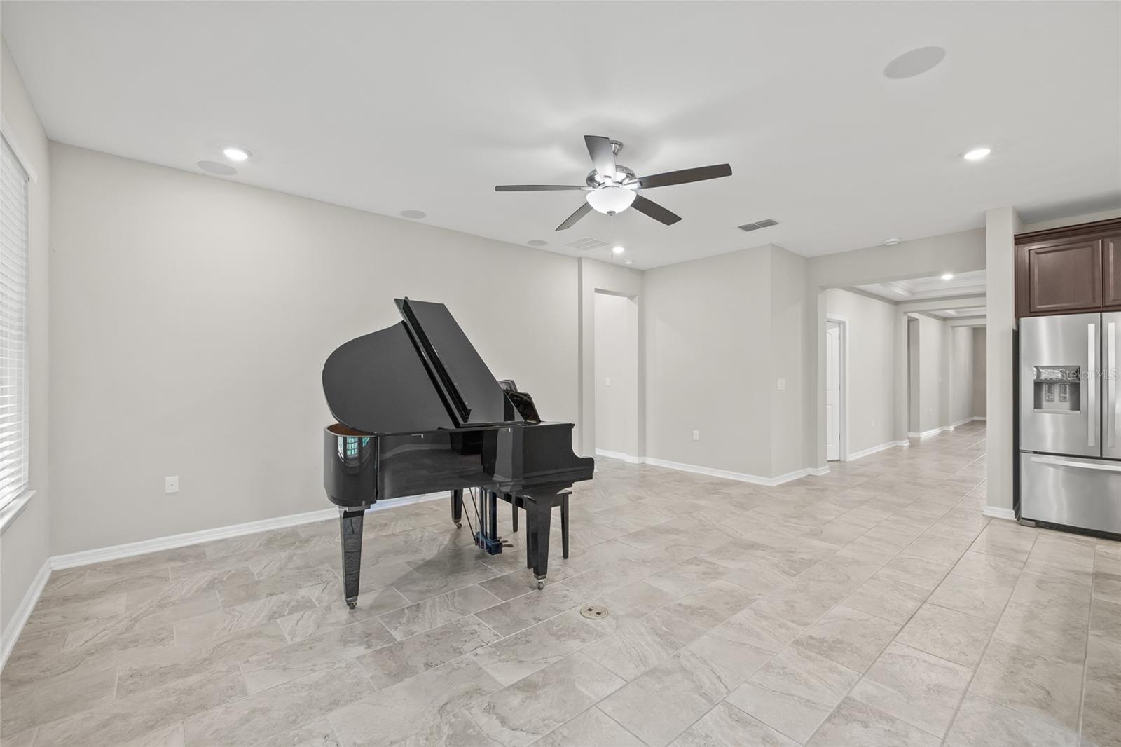 Image 9 of 49 For 12556 Ryegrass Loop