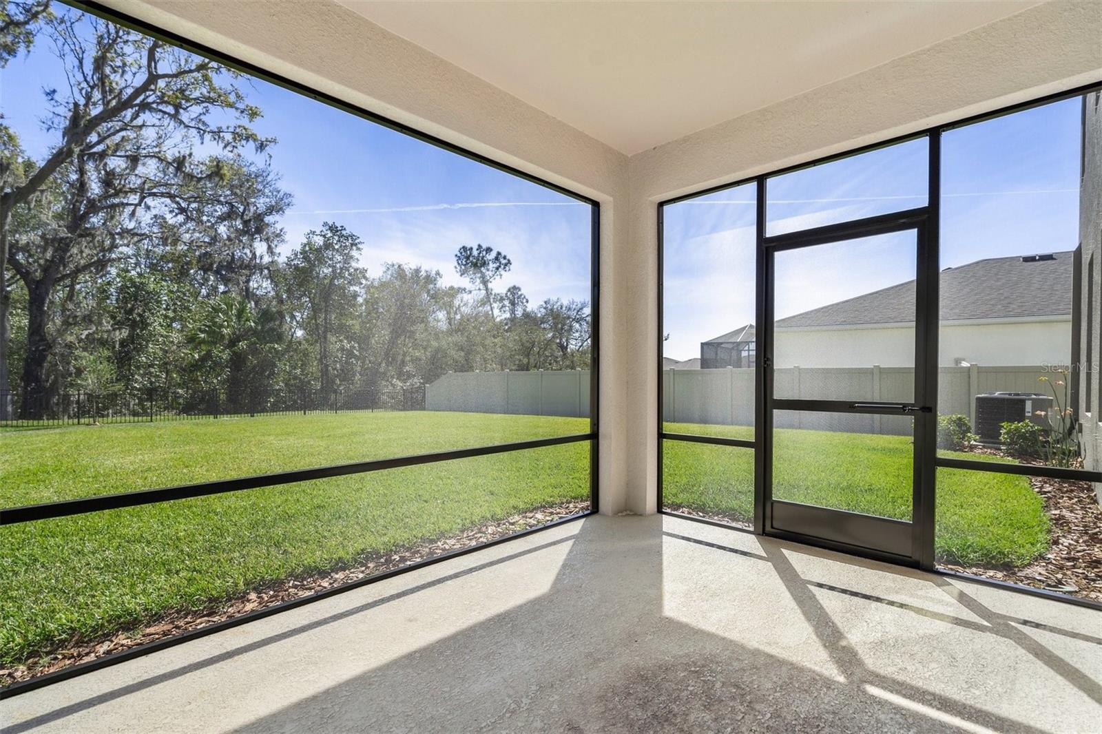 Image 46 of 48 For 2927 Greenleaf Terrace