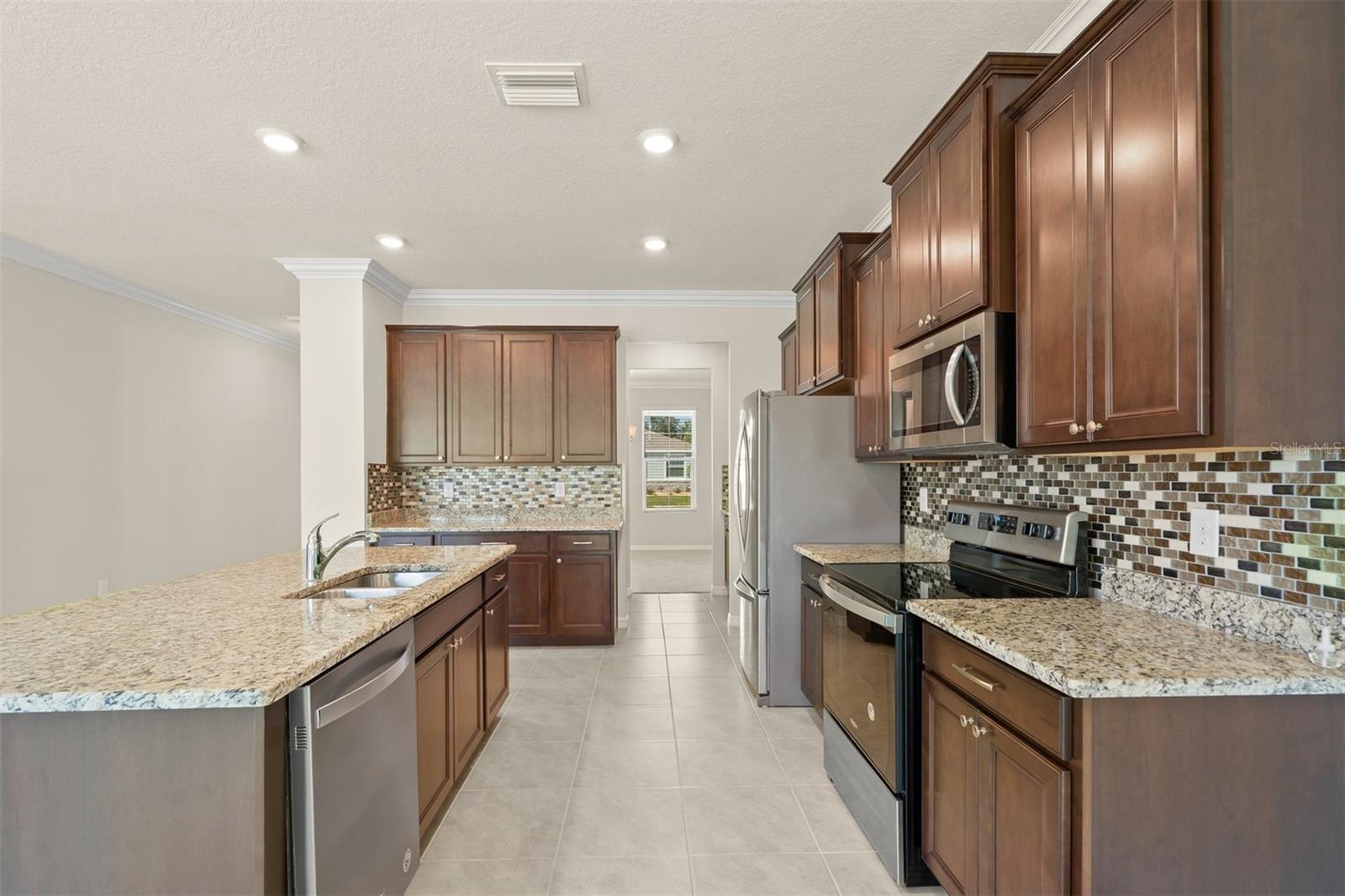 Image 9 of 48 For 2927 Greenleaf Terrace