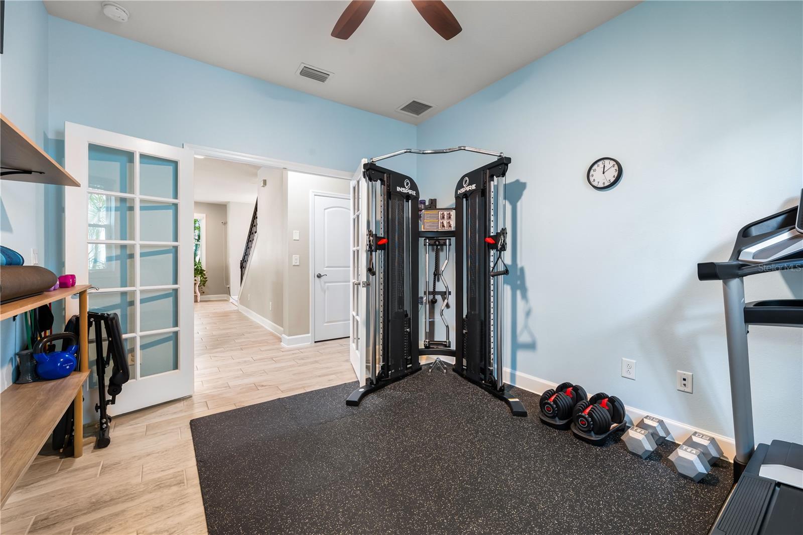 Image 32 of 93 For 7500 Aguila Drive