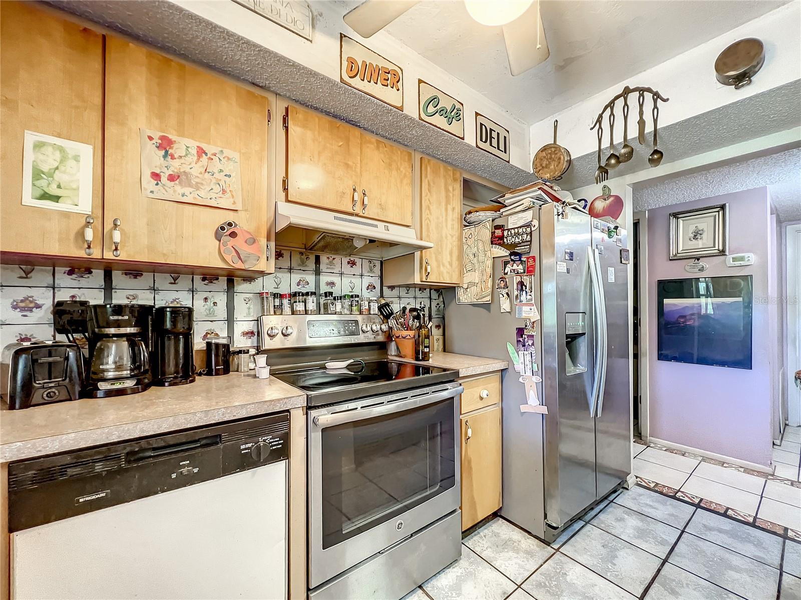 Image 31 of 54 For 3117 Jamaica Street