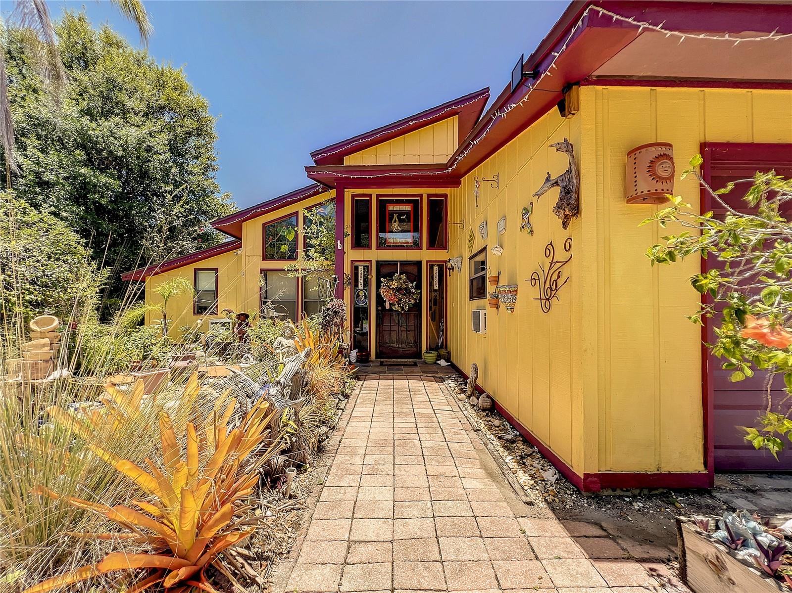 Image 5 of 54 For 3117 Jamaica Street