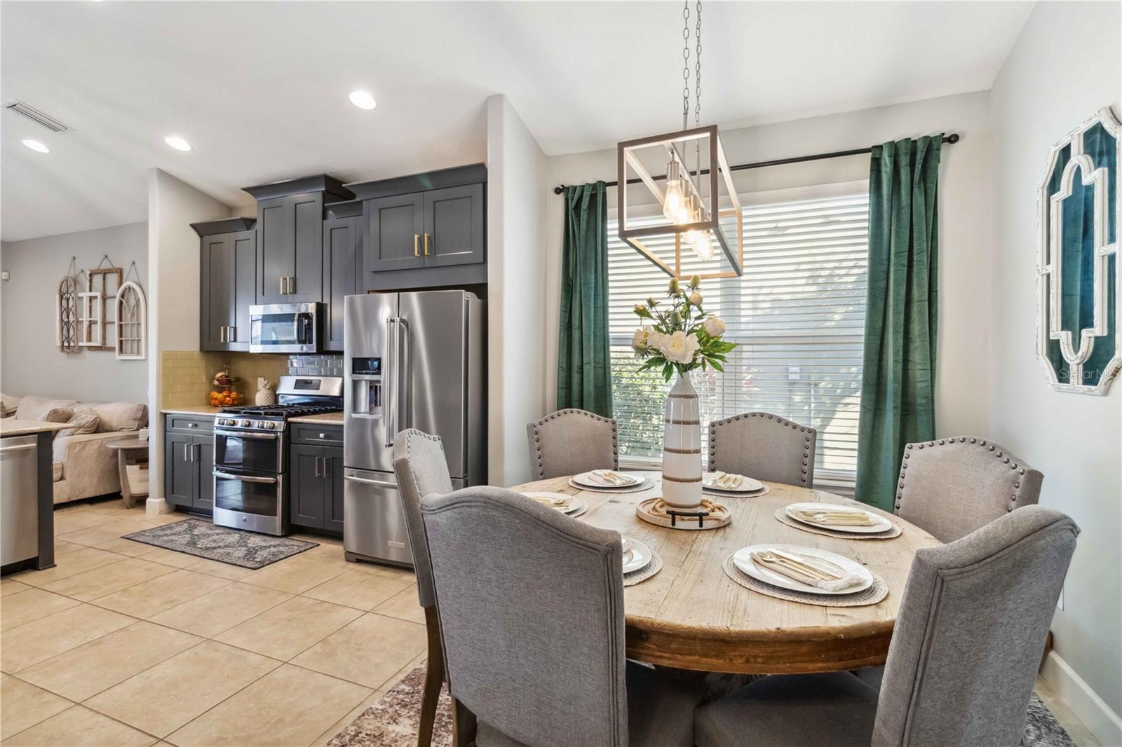 Image 19 of 68 For 6161 Anise Drive