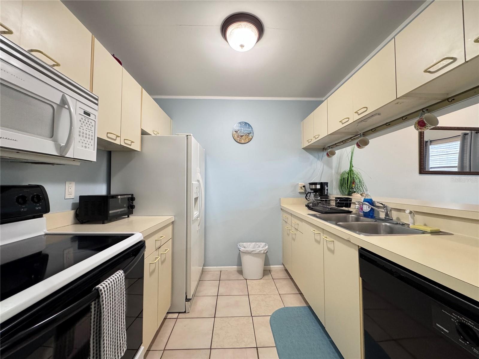 Image 9 of 37 For 3821 59th Avenue W 3821