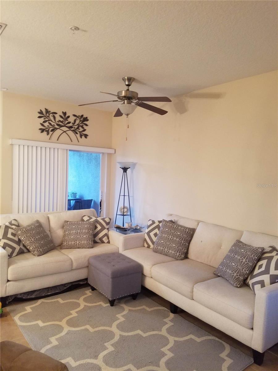 Image 7 of 10 For 1394 Grantham Drive